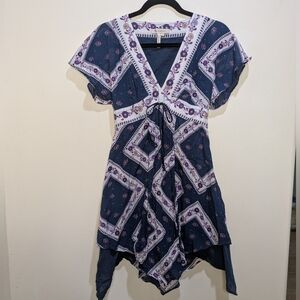 BCBG Generation Vintage Y2K Handkerchief Hem Floral Cotton Fairy Mini Dress Sz 2